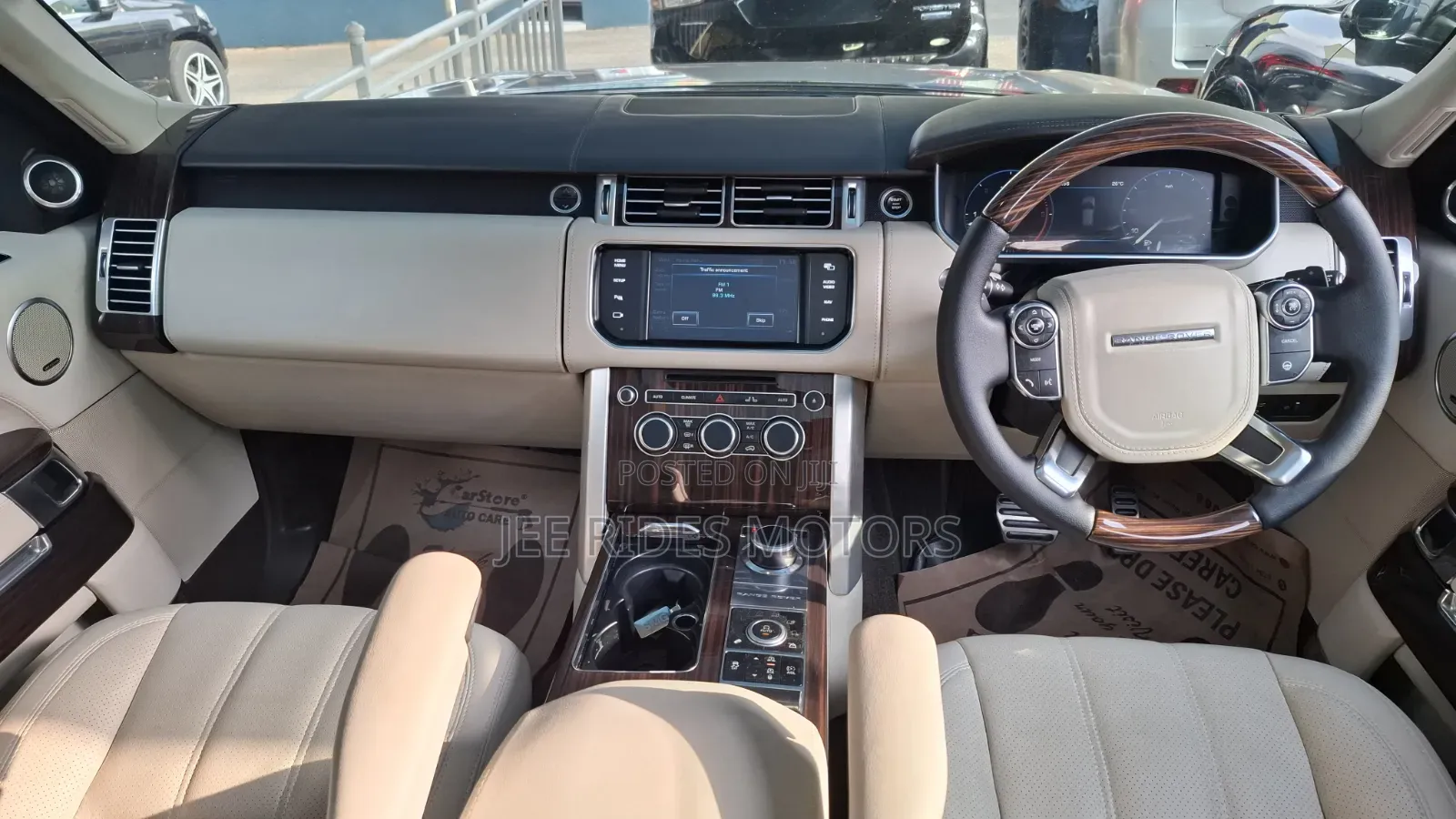 Land Rover Range Rover Vogue 2014 Silver