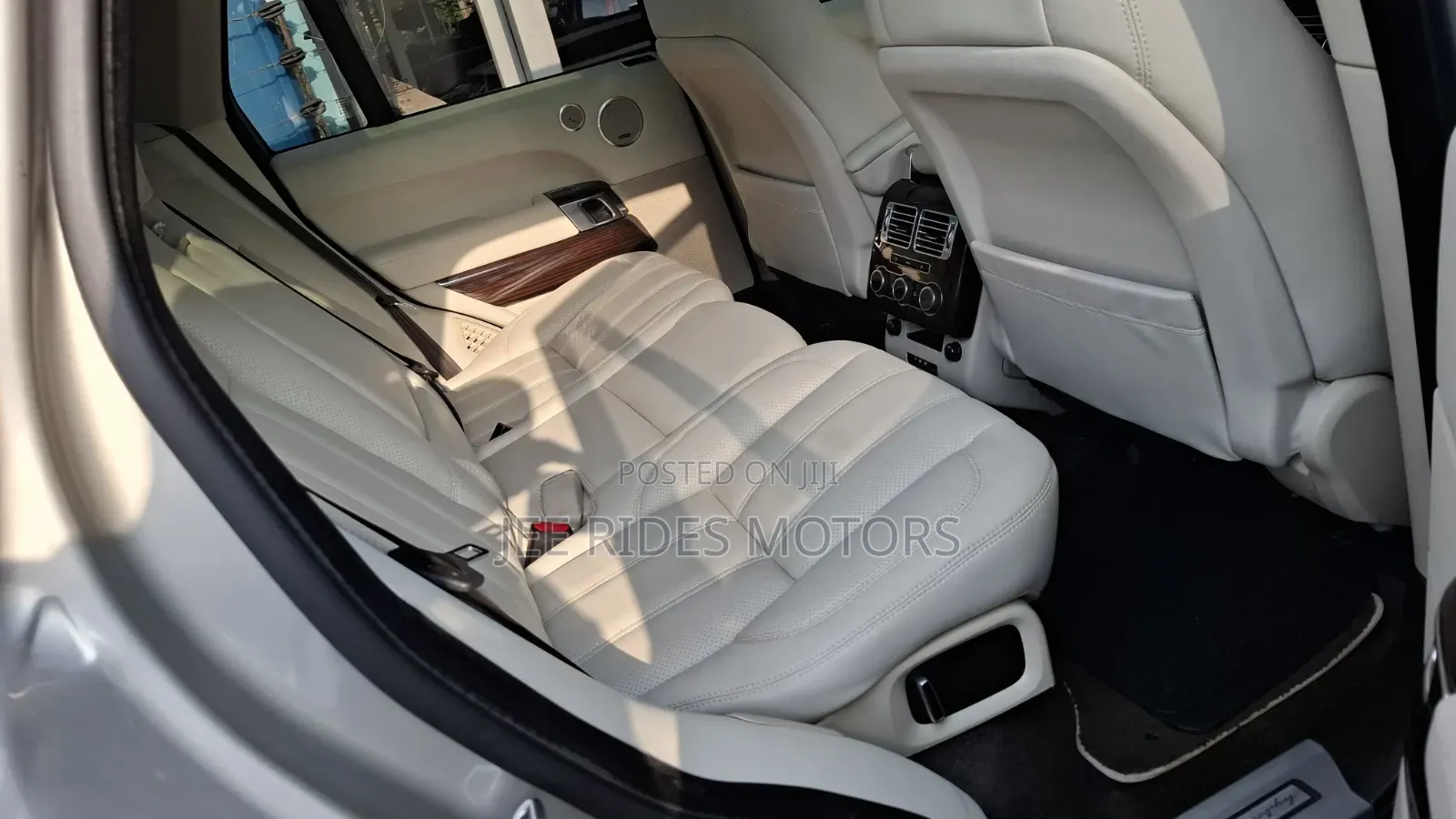 Land Rover Range Rover Vogue 2014 Silver