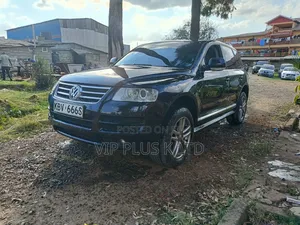 Volkswagen Touareg 2.5 R5 TDi 2006 Gray