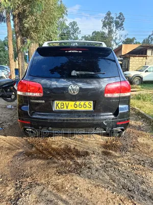 Volkswagen Touareg 2.5 R5 TDi 2006 Gray