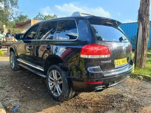 Volkswagen Touareg 2.5 R5 TDi 2006 Gray