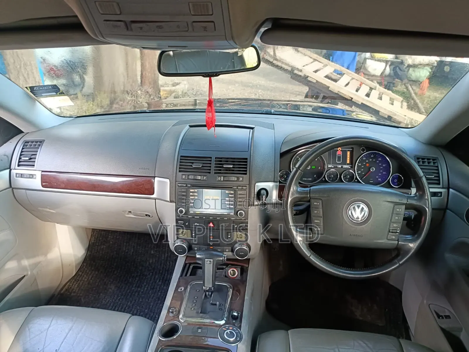 Volkswagen Touareg 2.5 R5 TDi 2006 Gray
