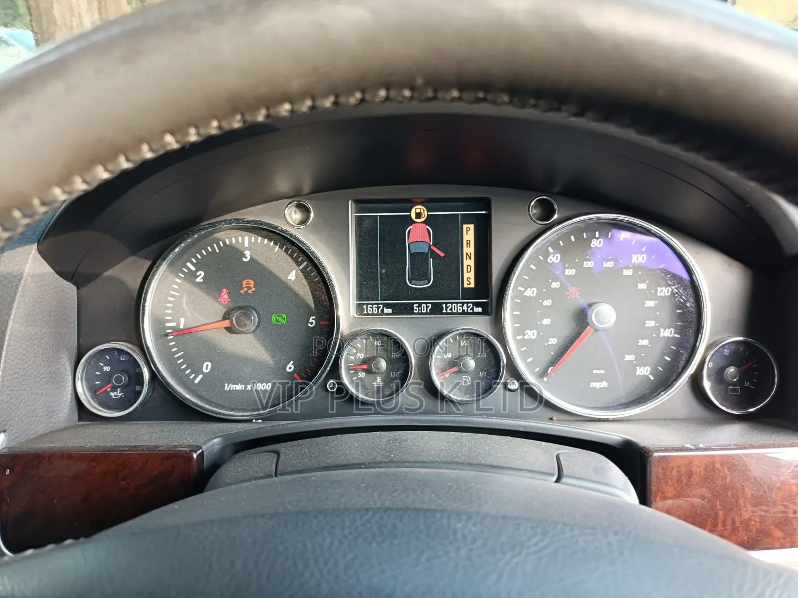 Volkswagen Touareg 2.5 R5 TDi 2006 Gray