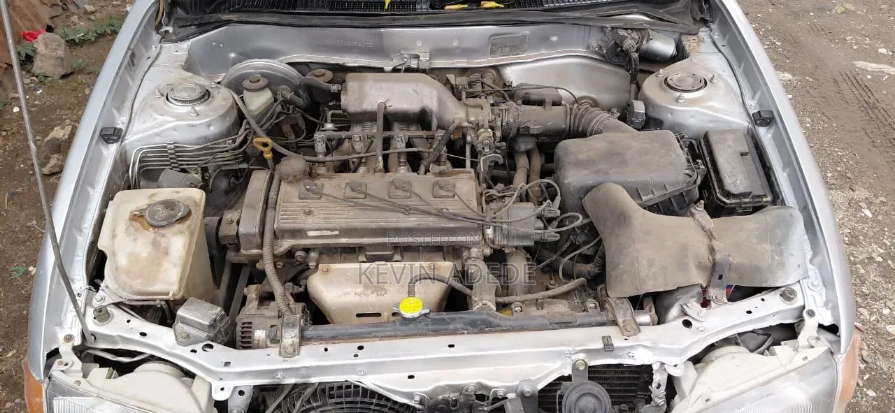 Toyota Corolla 1998 Silver