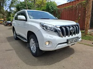 Toyota Land Cruiser Prado 2011 White