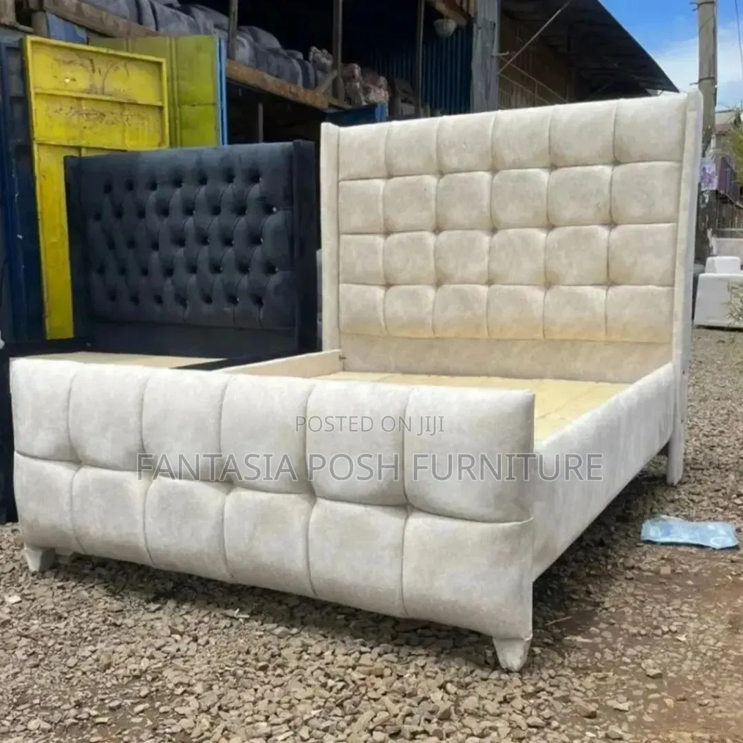 Cream/White 5 by 6 Bed