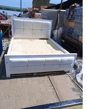 White Panel Bed Size 4 by 6- Negotiable