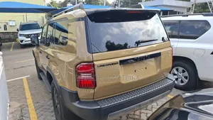 Toyota Land Cruiser Prado 2025 Gold