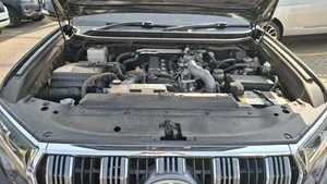 Toyota Land Cruiser Prado 2019 Black