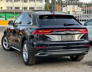 Audi Q8 3.0T Premium AWD quattro 2019 Black