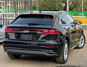 Audi Q8 3.0T Premium AWD quattro 2019 Black