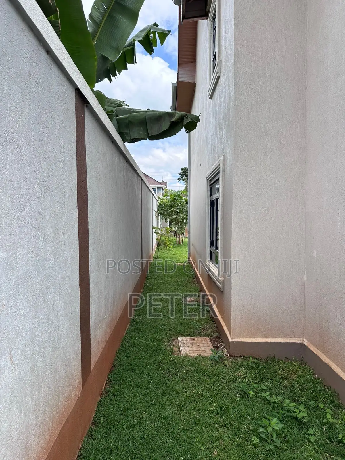 4bdrm House in Mutundu Estate, Kenyatta Road / Theta  for sale
