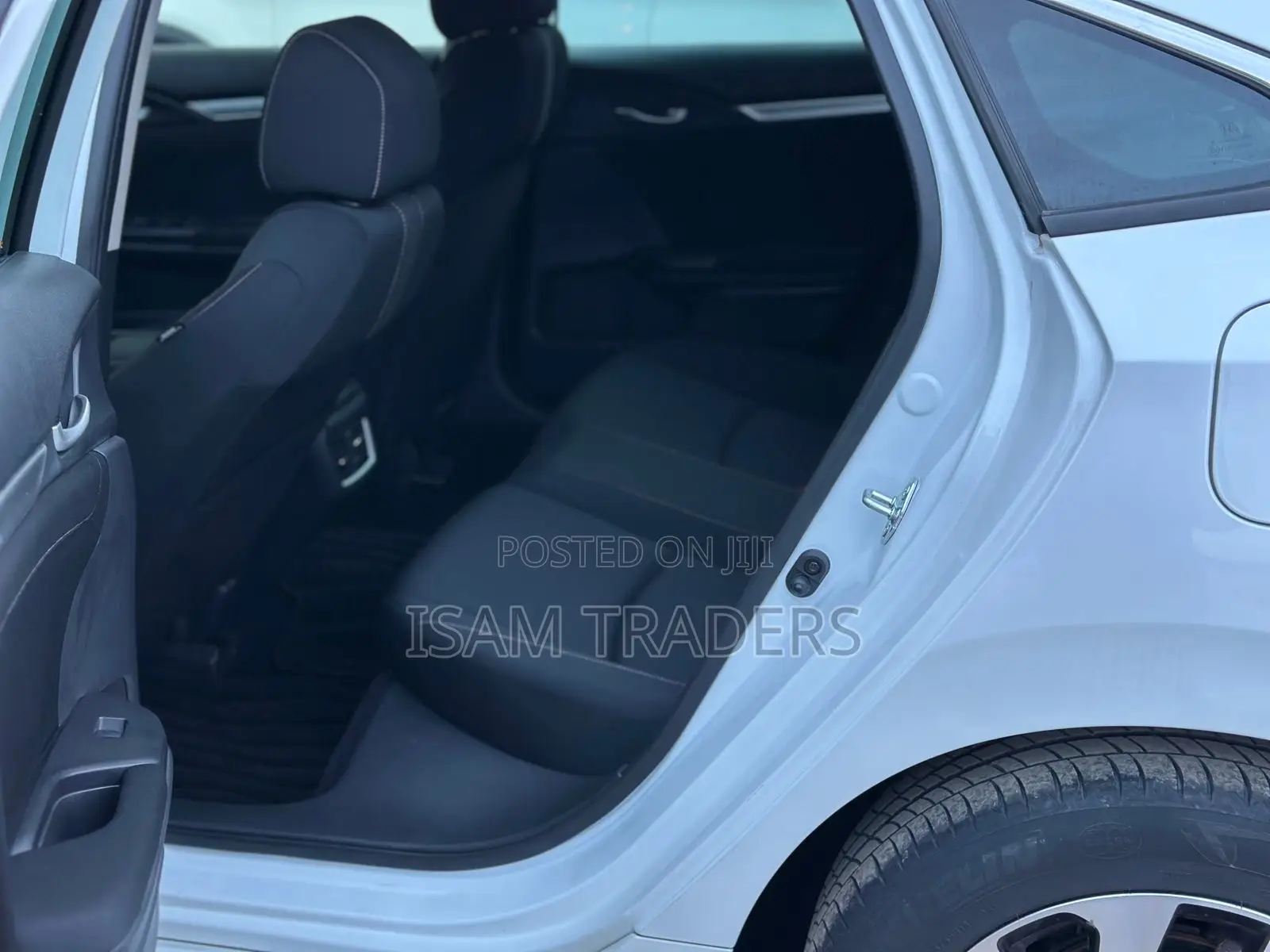 Honda Civic EX-L Sedan 2019 Pearl