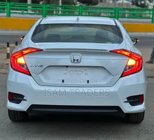Honda Civic EX-L Sedan 2019 Pearl