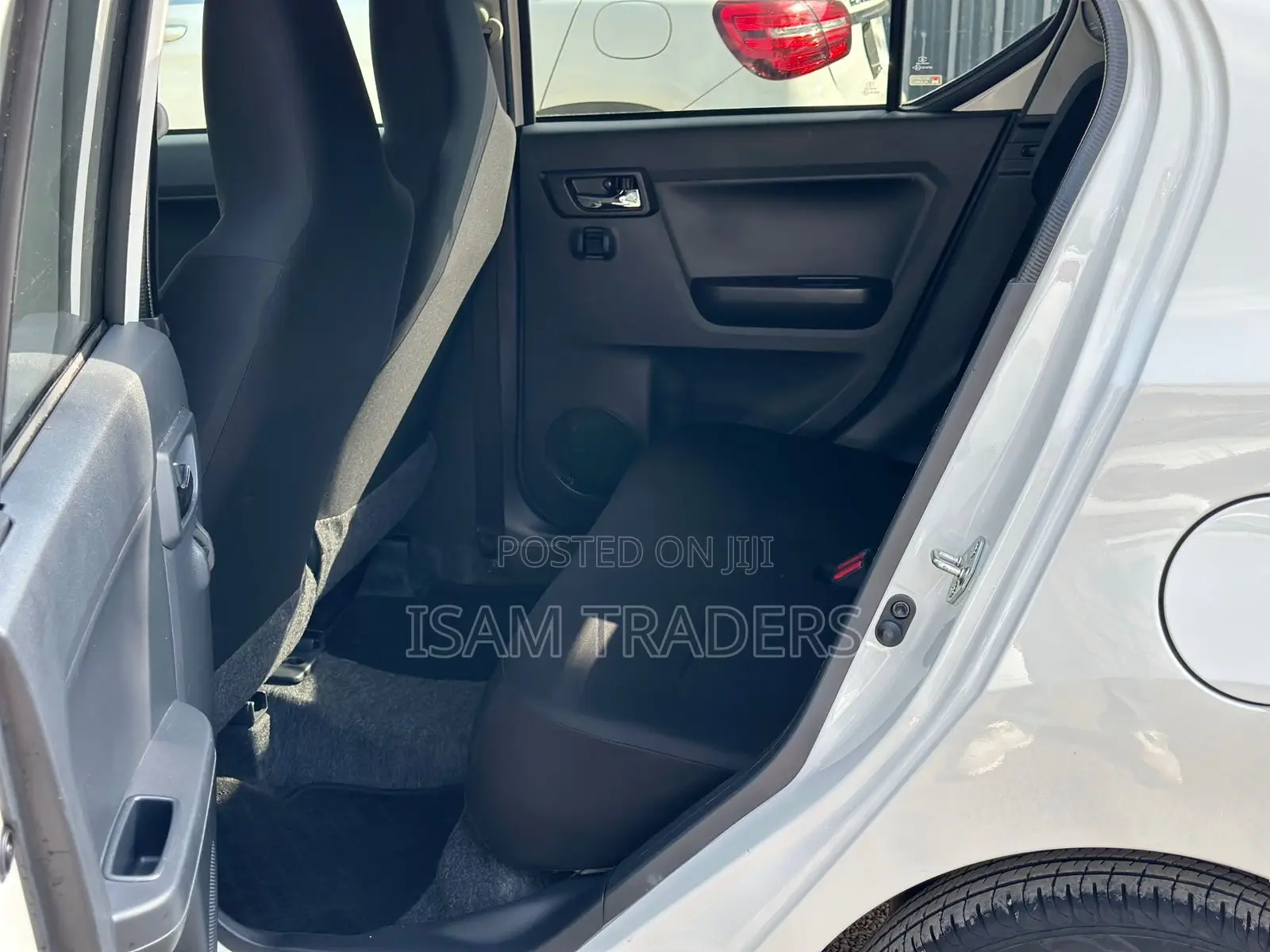 Daihatsu Mira 2019 Pearl