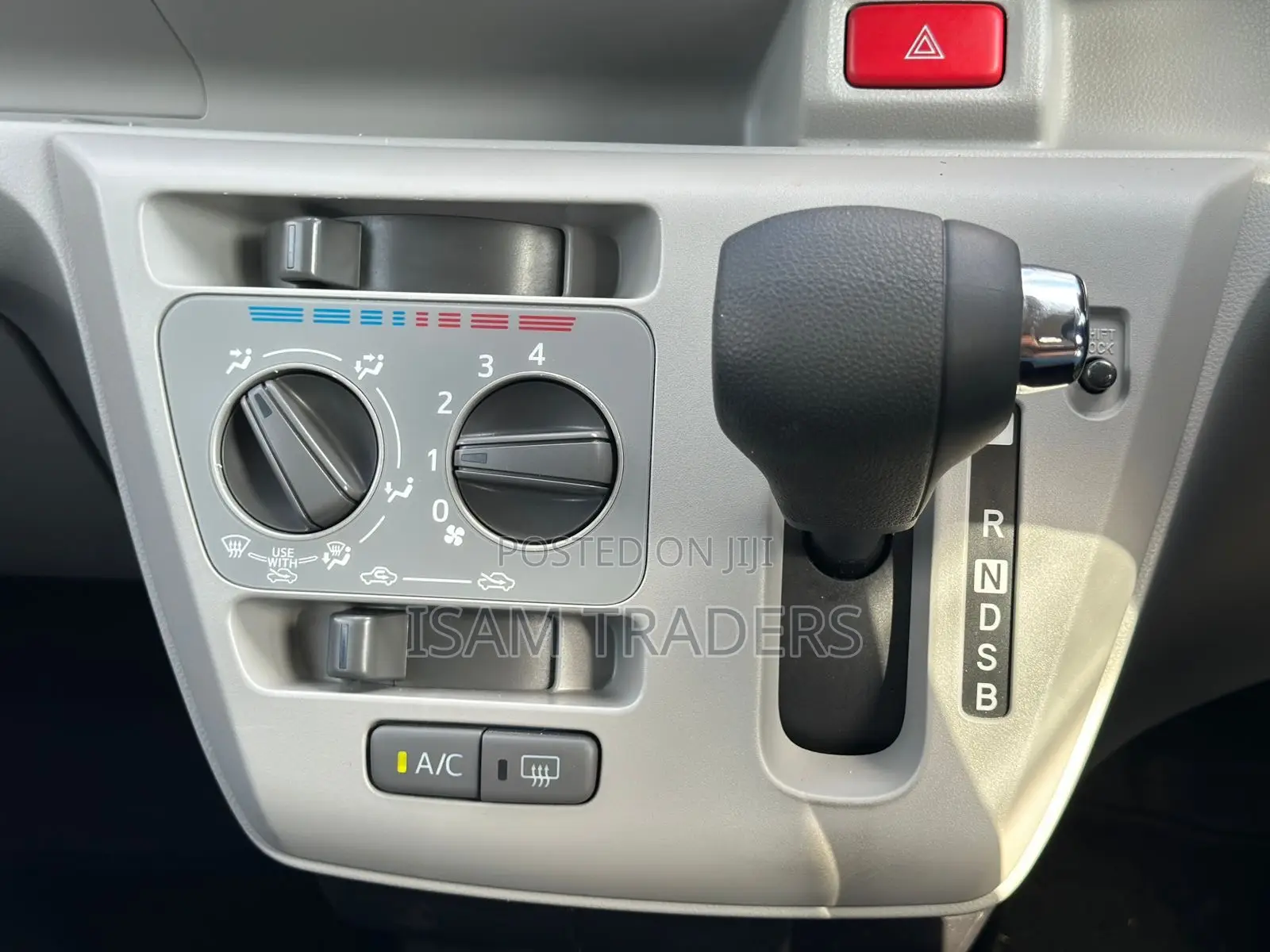 Daihatsu Mira 2019 Pearl