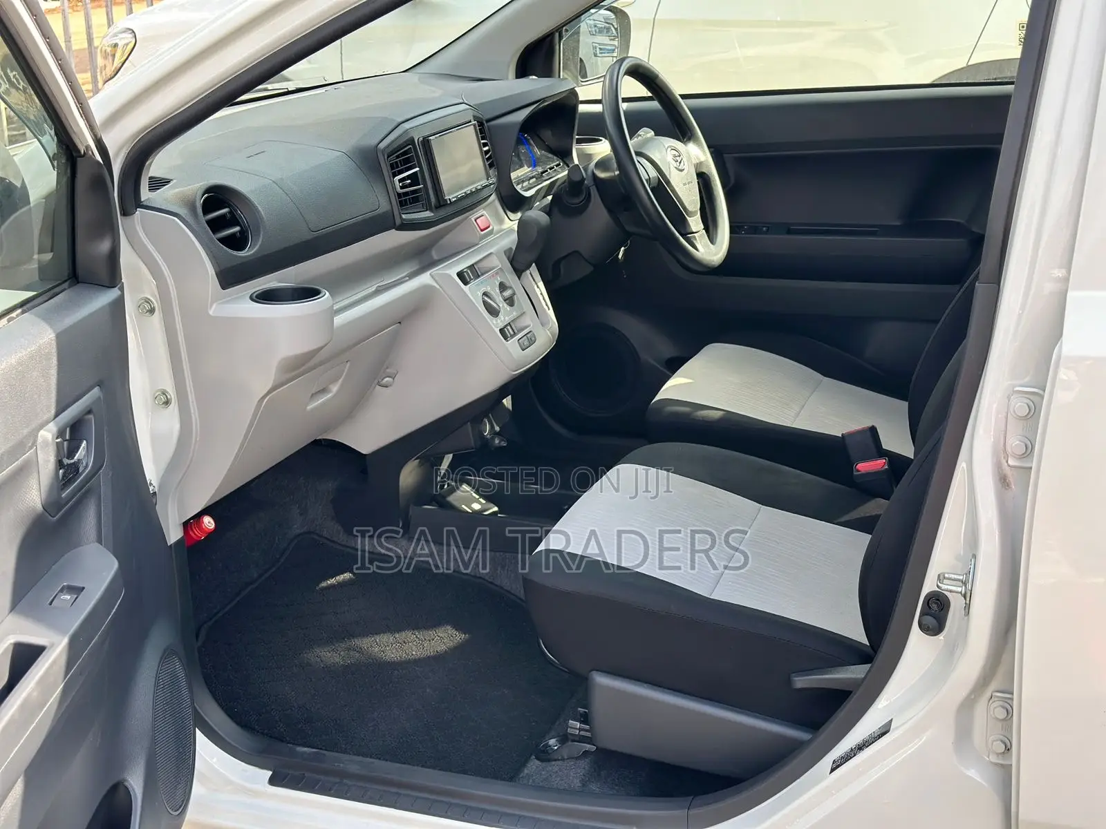 Daihatsu Mira 2019 Pearl