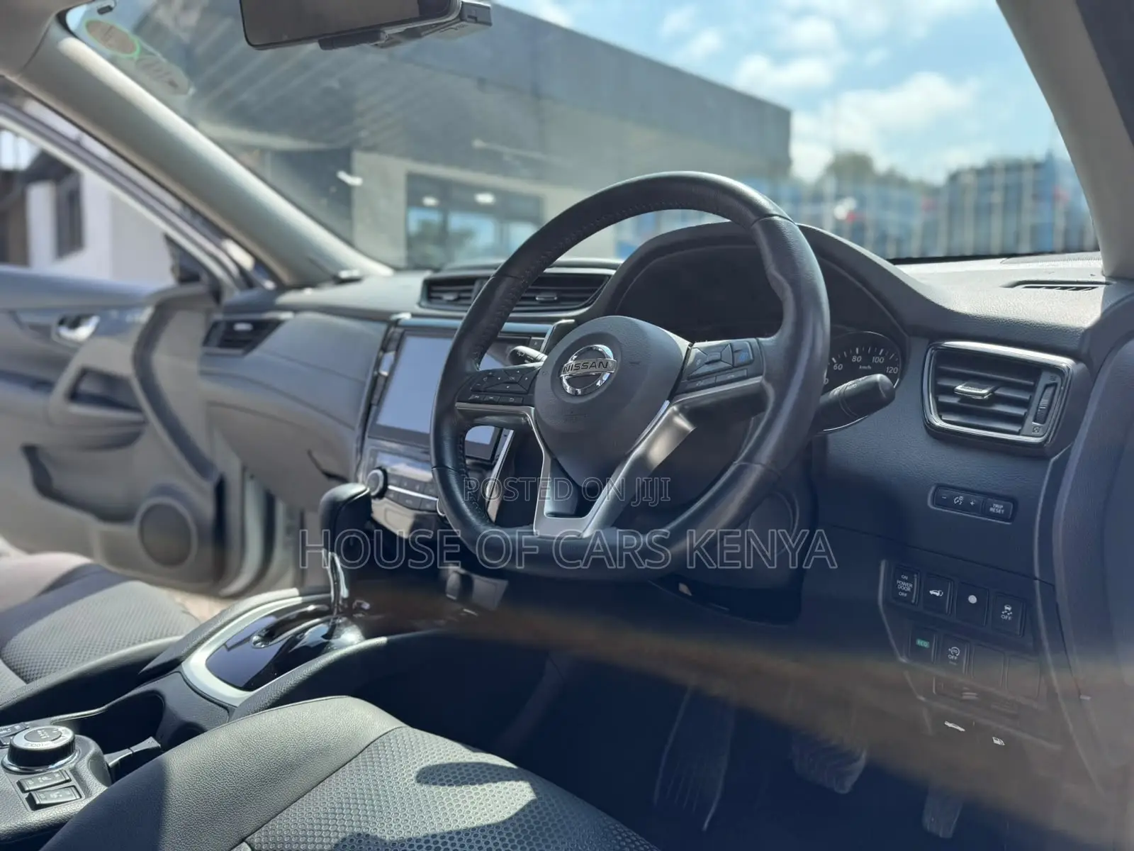 Nissan X-Trail 2.0 Petrol AWD 2019 White