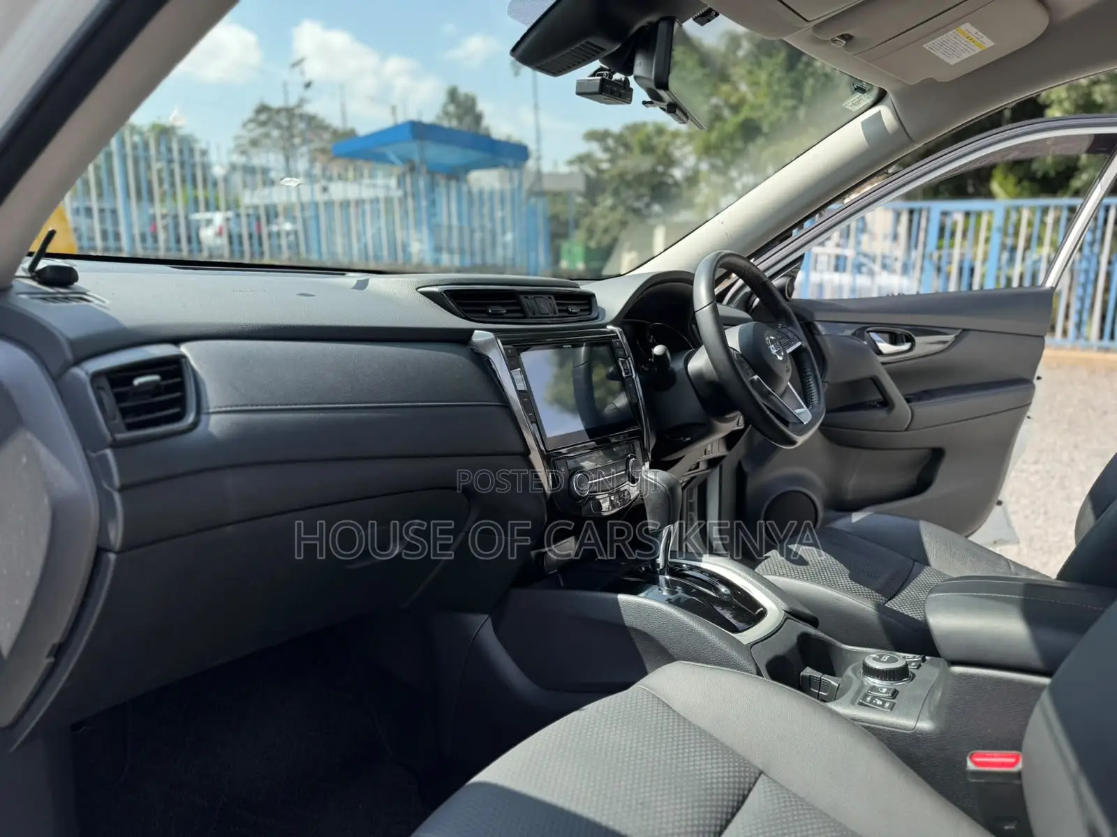 Nissan X-Trail 2.0 Petrol AWD 2019 White