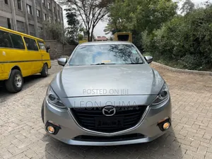 Mazda Axela SV Premium 2014 Gray