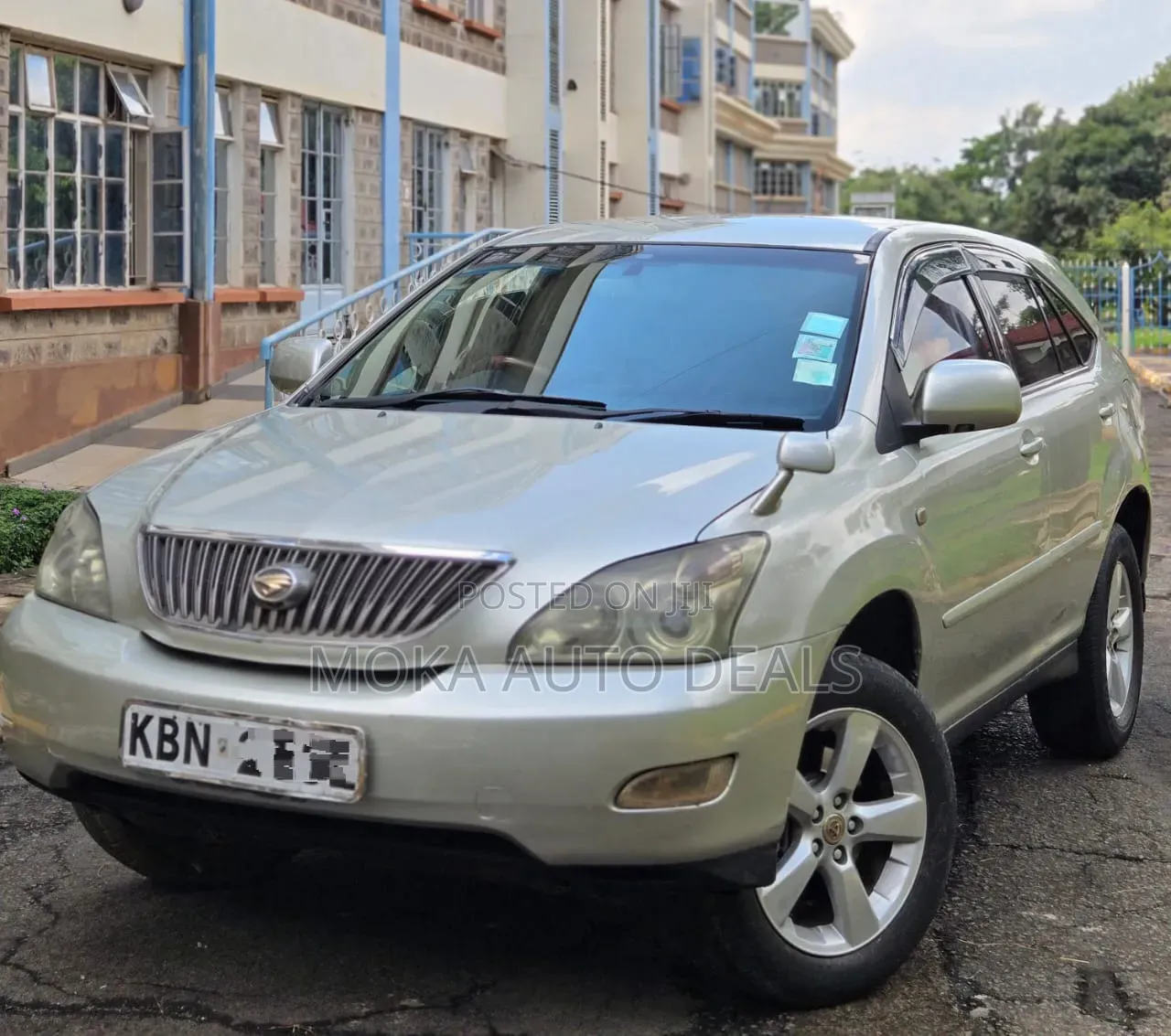 Toyota Harrier 2005 Silver