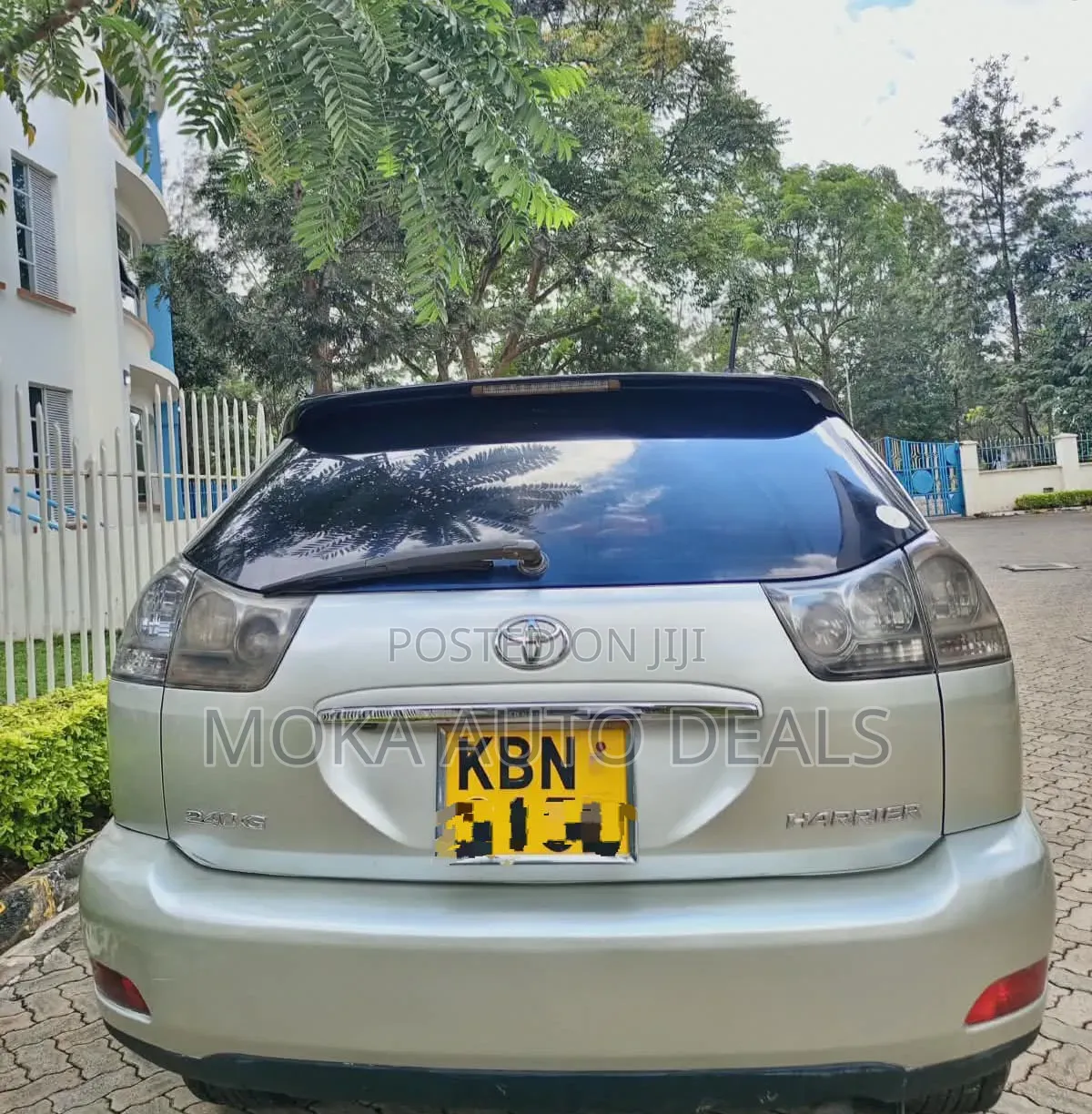 Toyota Harrier 2005 Silver