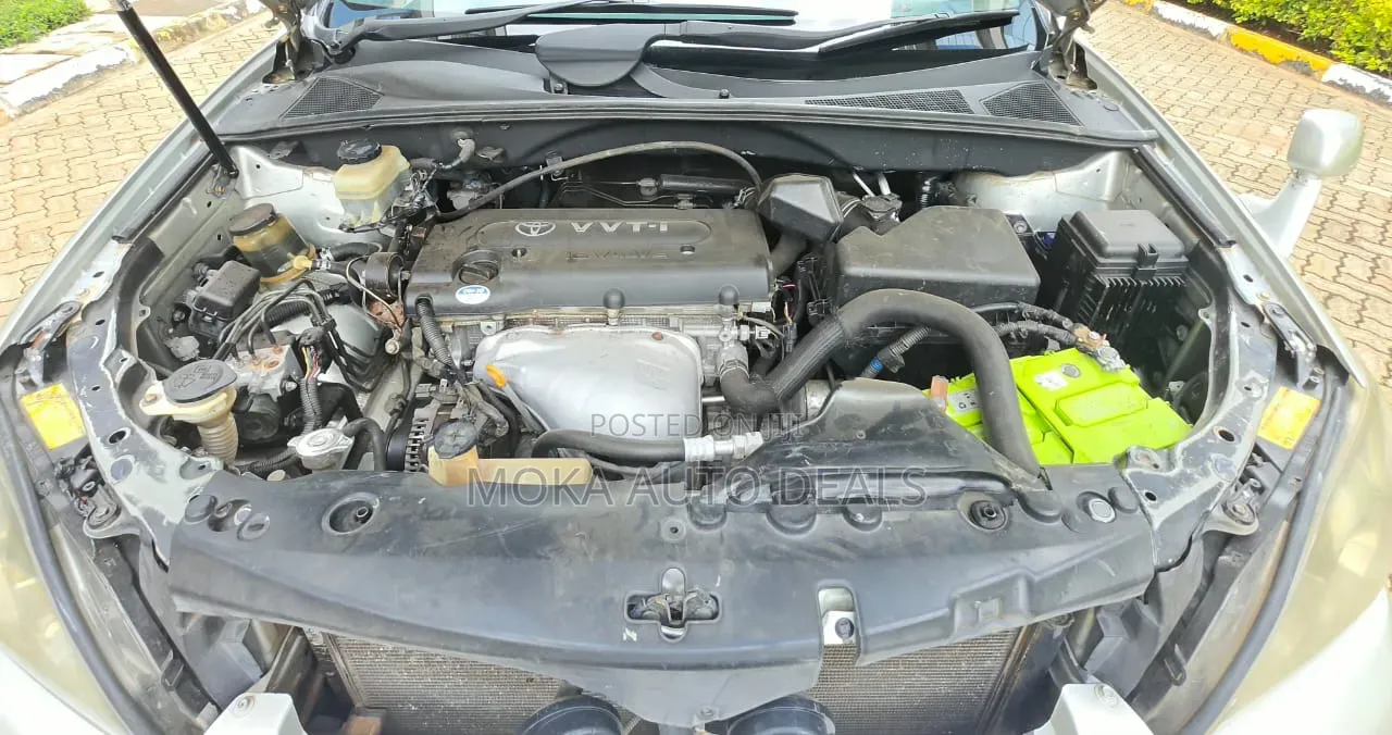 Toyota Harrier 2005 Silver