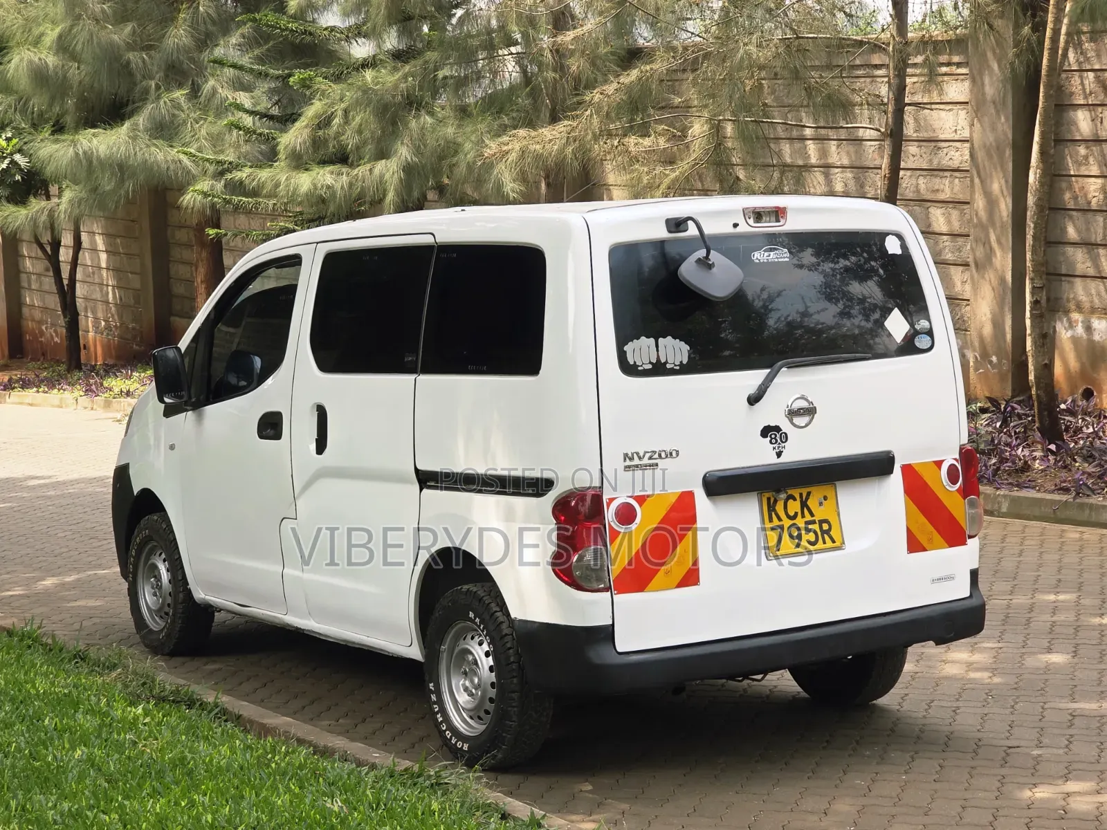 Nissan NV200 2010 White