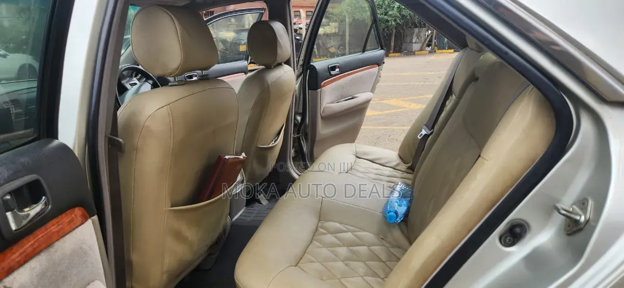 Toyota Mark II 2001 Silver