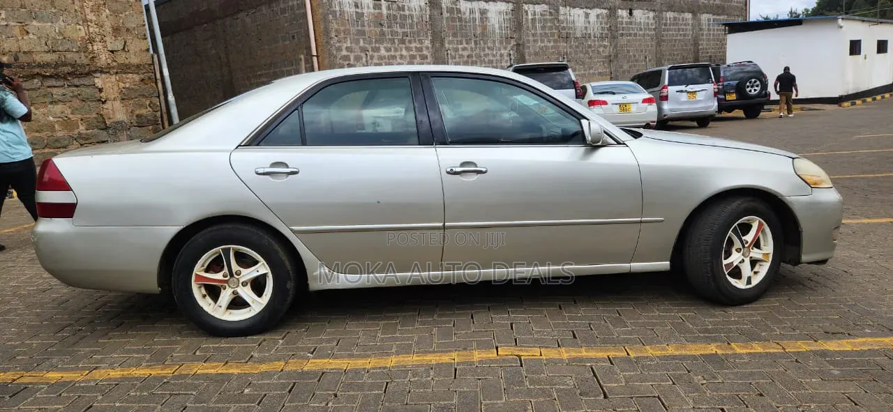 Toyota Mark II 2001 Silver