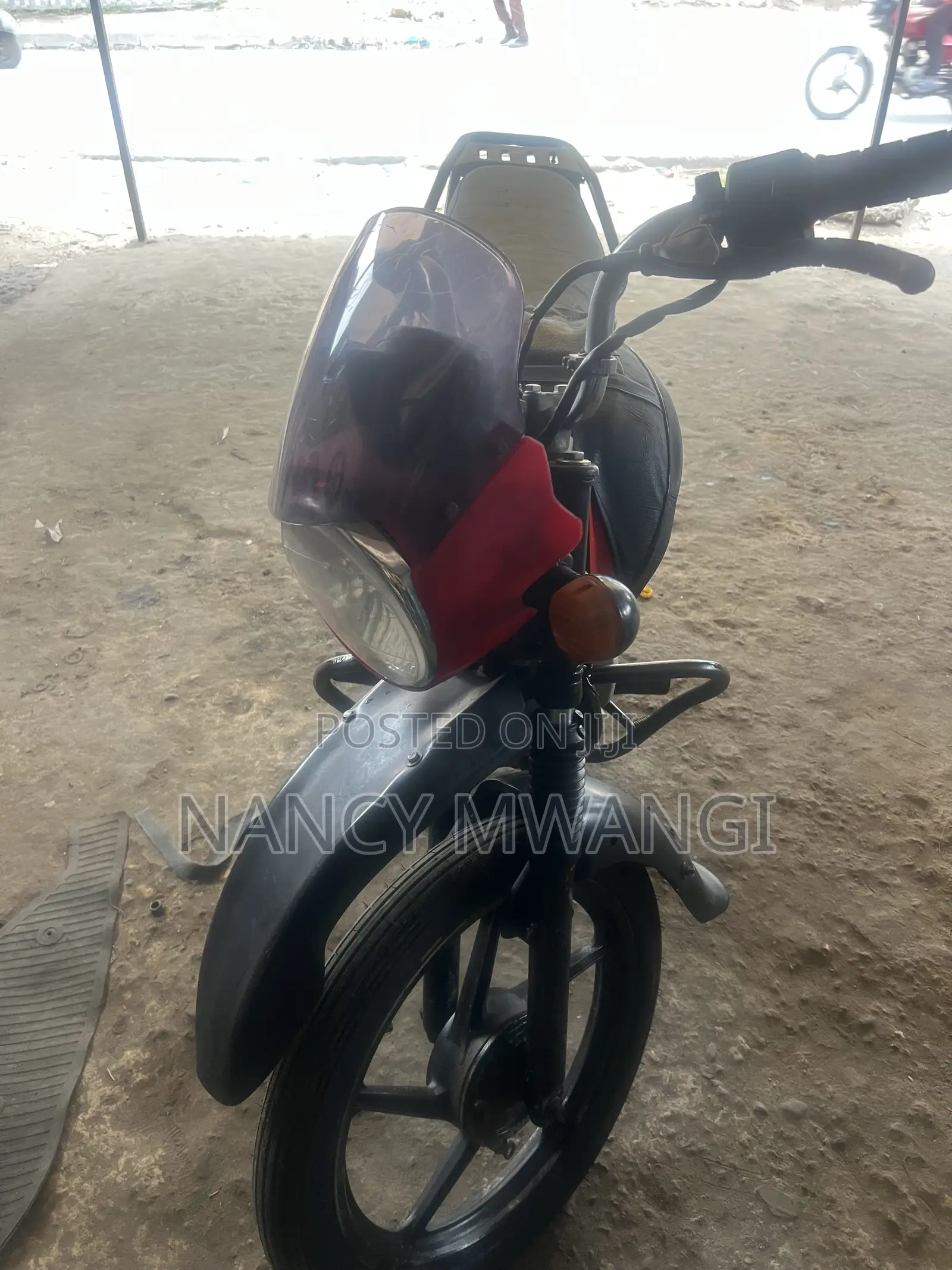 Bajaj Boxer 125 2023 Red