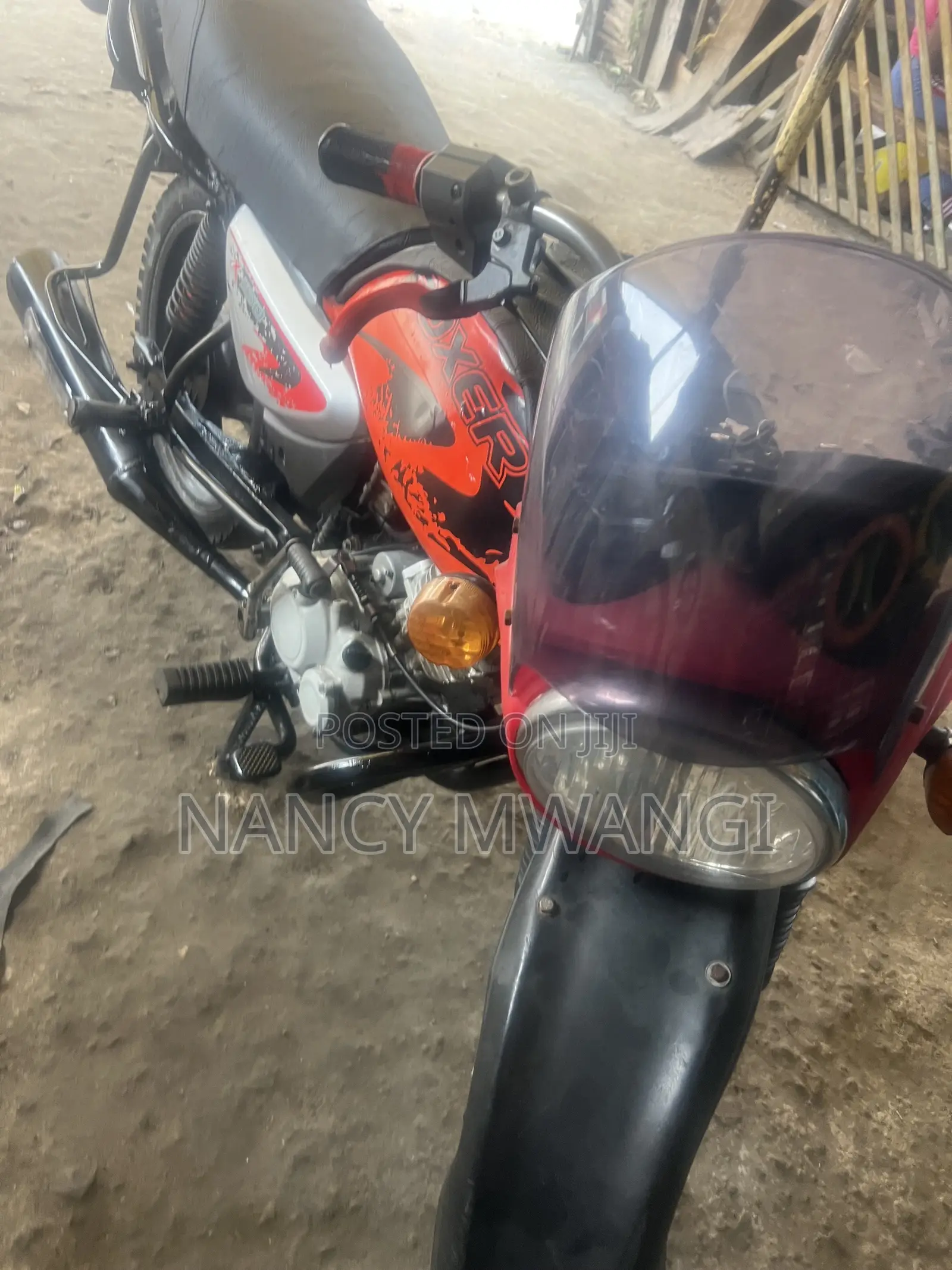 Bajaj Boxer 125 2023 Red