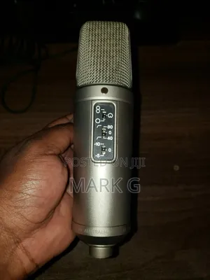 Rode Nt2-a Multi-Pattern Large Diaphragm Studio Condenser Microphone
