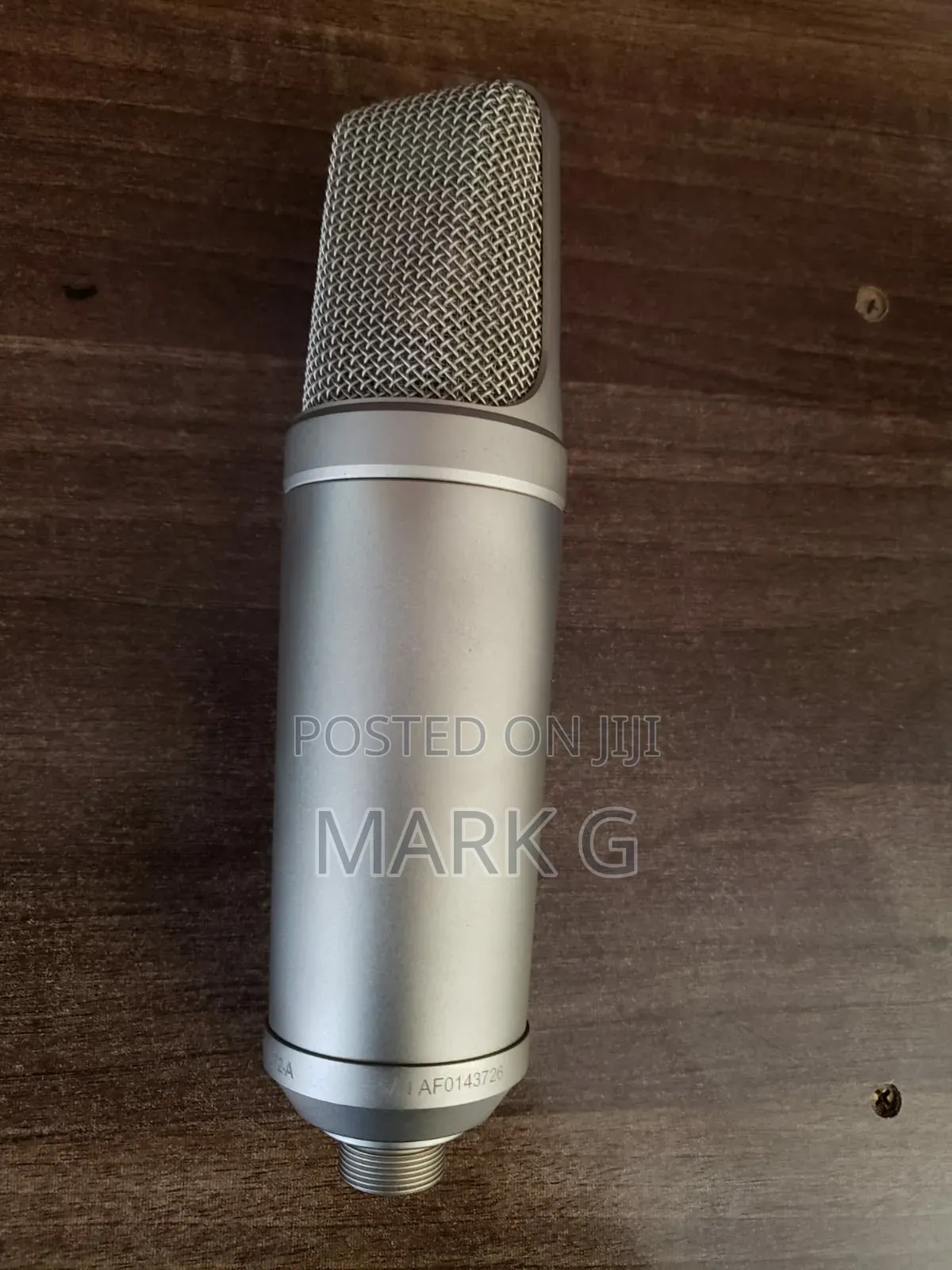 Rode Nt2-a Multi-Pattern Large Diaphragm Studio Condenser Microphone