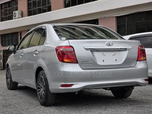 Toyota Axio 2017 Silver