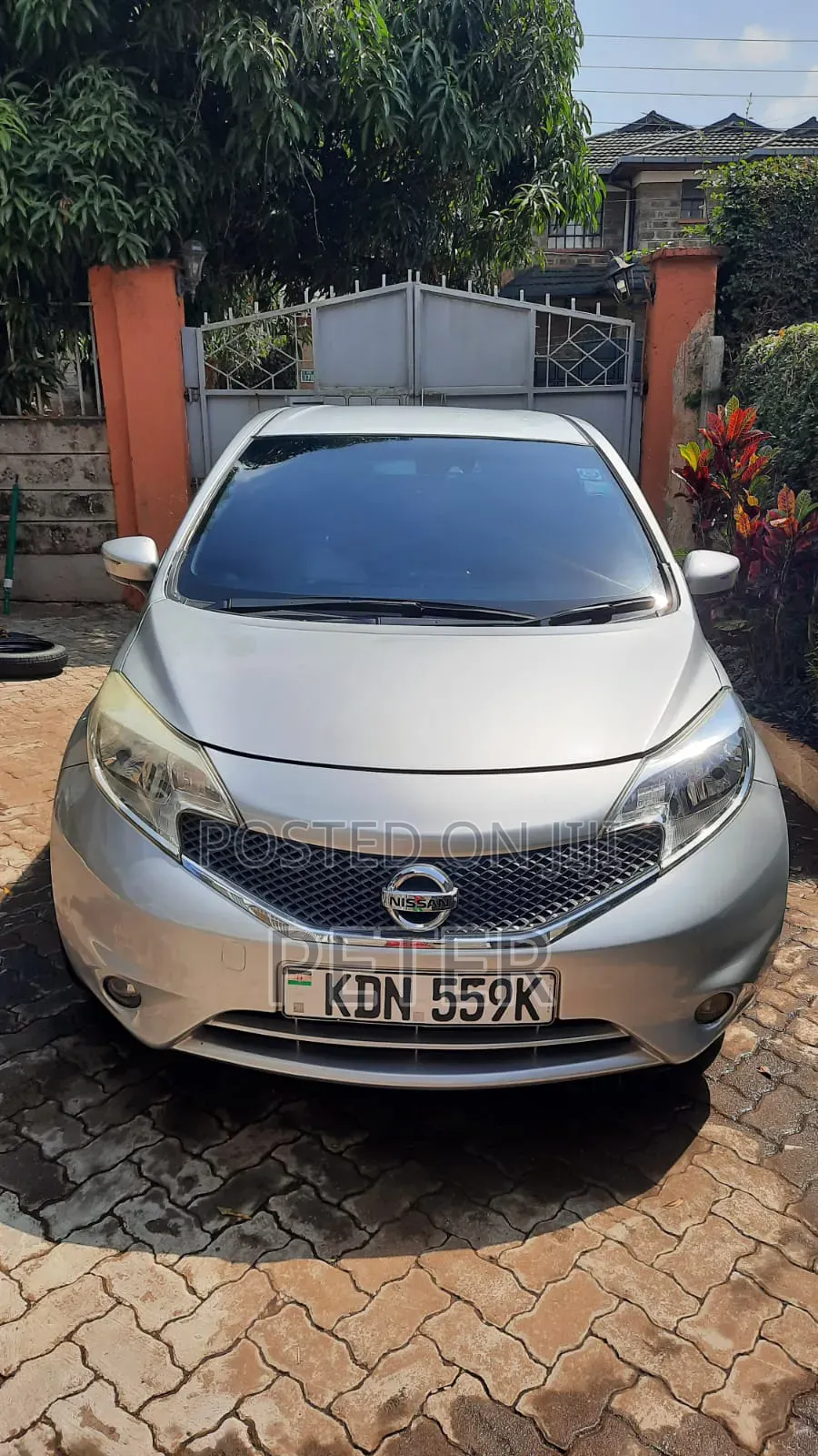 Nissan Note 2016 Silver