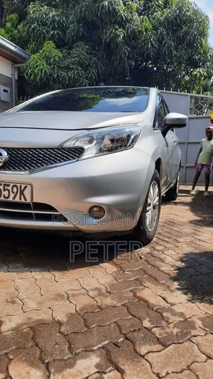 Nissan Note 2016 Silver