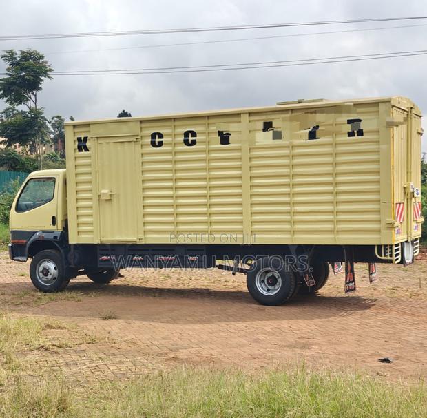 Mitsubishi Fh Truck - thumbnail 2