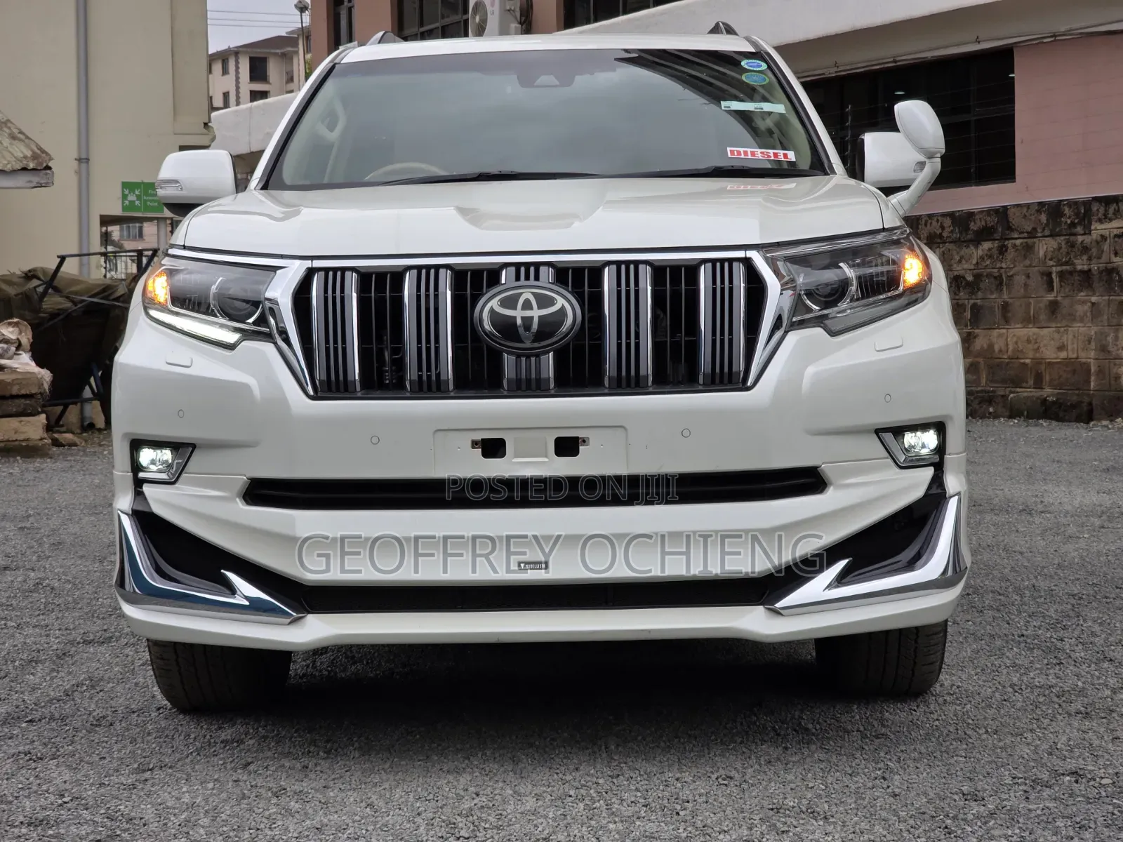 Toyota Land Cruiser Prado 2019 White