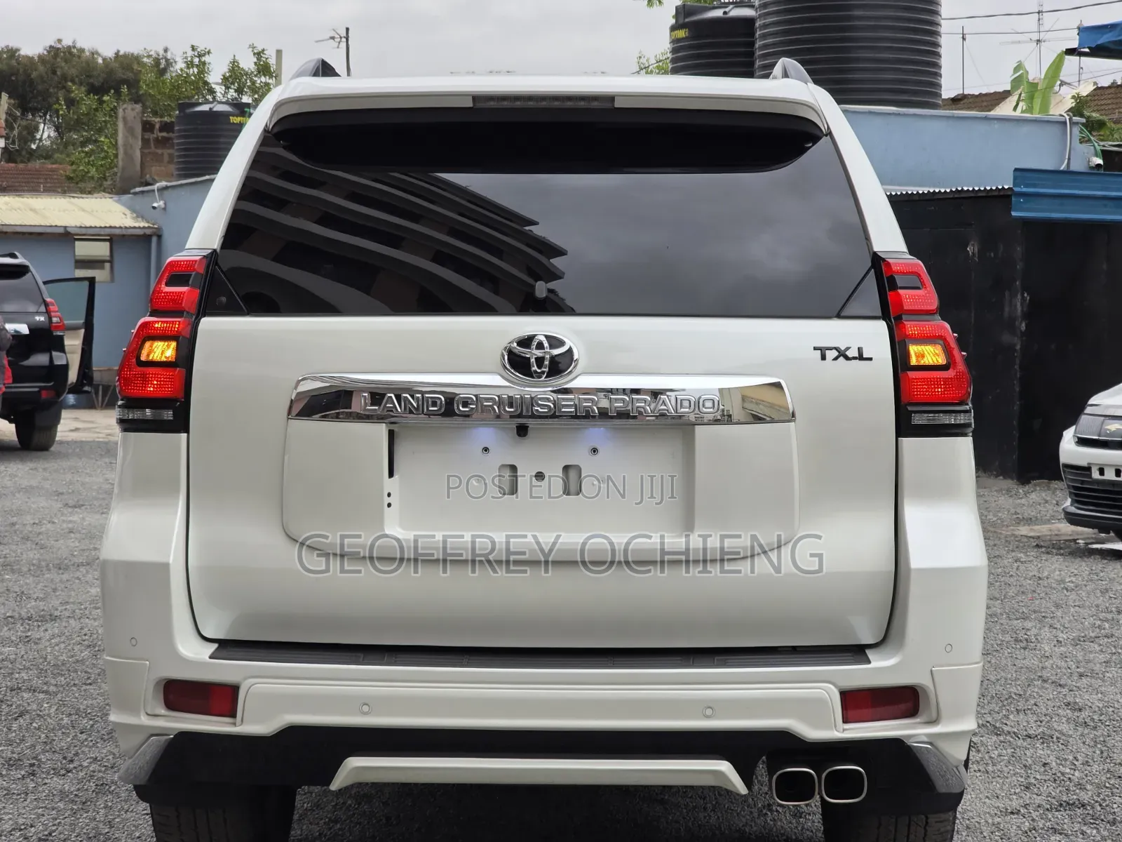 Toyota Land Cruiser Prado 2019 White