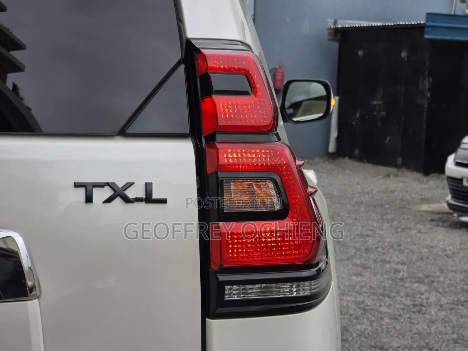 Toyota Land Cruiser Prado 2019 White