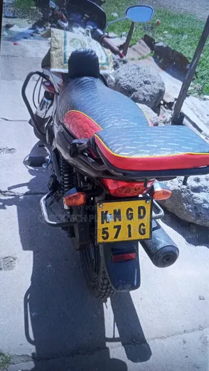 TVS Apache 180 RTR 2020 Red