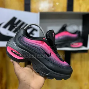 Ladies Nike Airmax Portal Sneakers