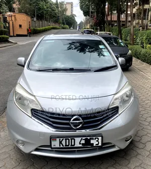 Nissan Note 2014 Silver