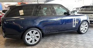 Land Rover Range Rover Vogue 2022 Blue