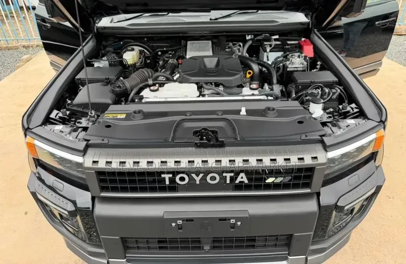Toyota Land Cruiser Prado 2024 Black