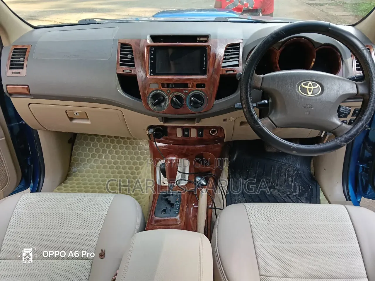 Toyota Hilux 2010 Blue