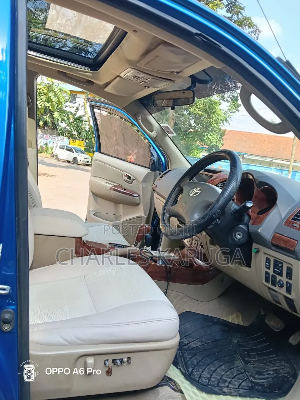 Toyota Hilux 2010 Blue