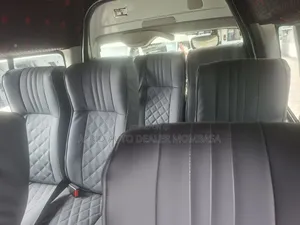 Toyota HiAce 2018 White