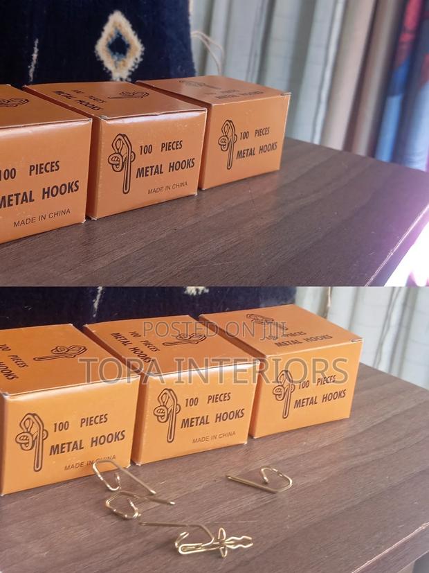Gold Metal Curtain Hooks for Drapery Installation - thumbnail 2